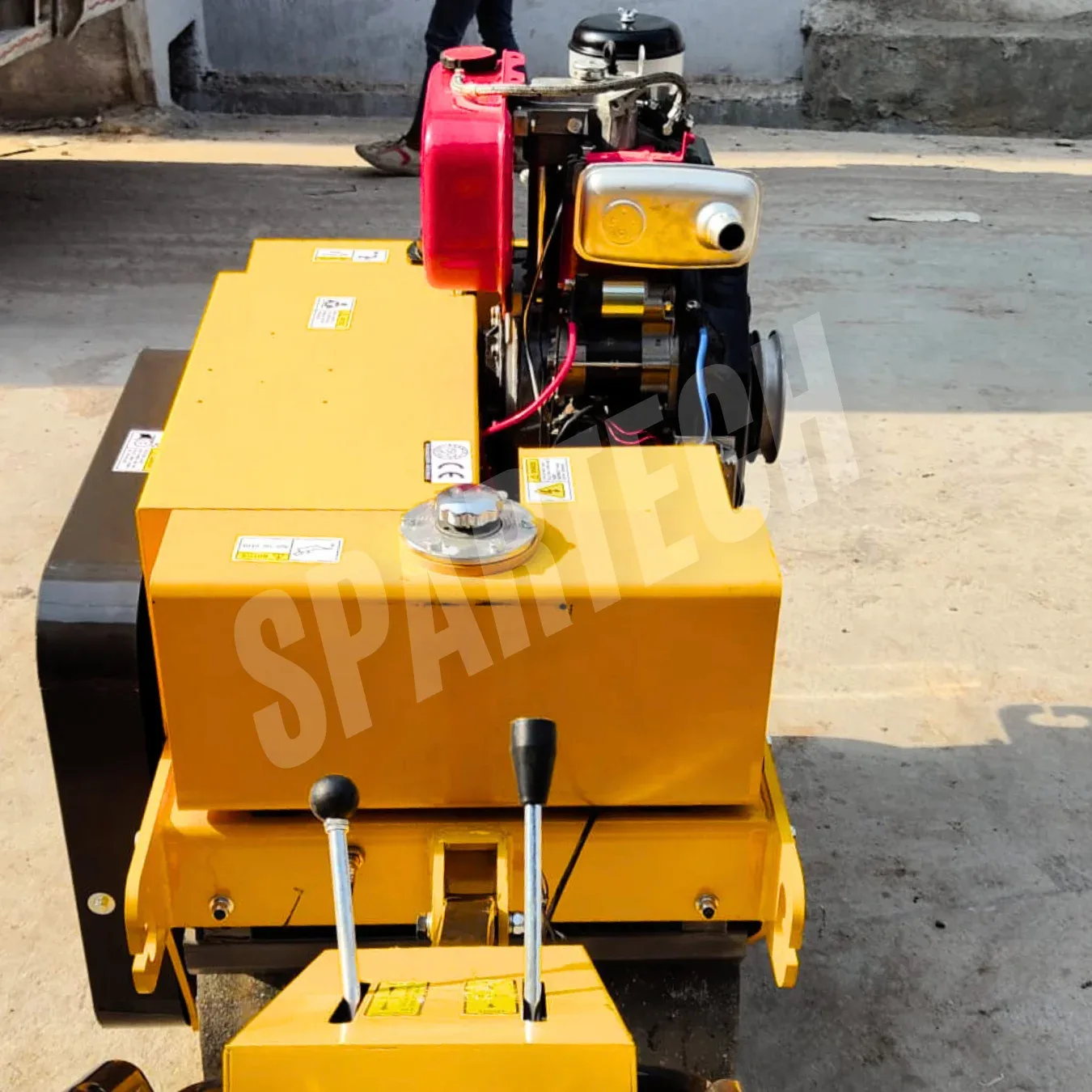 Walk behind Double Drum Roller