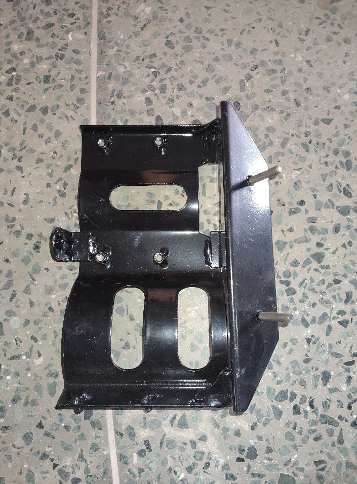 Air Cleaner Mounting for Tamping Rammer