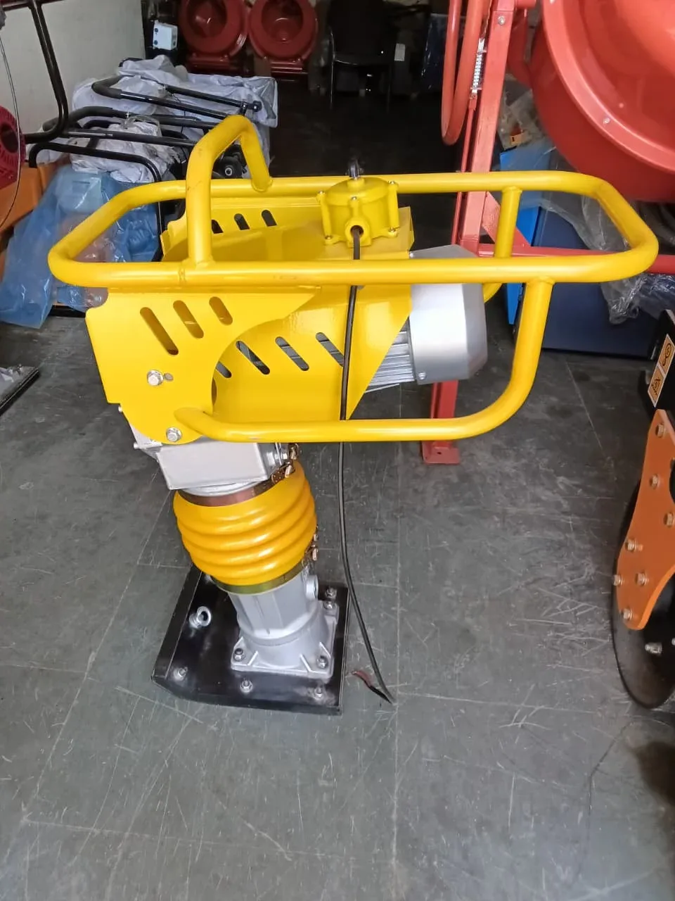 Tamping Rammer (Three Phase Motor)