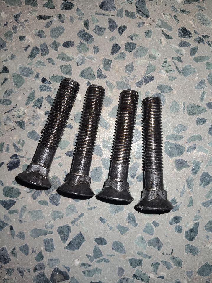 RAMMER FOOT 1200 CARRAIGE BOLT