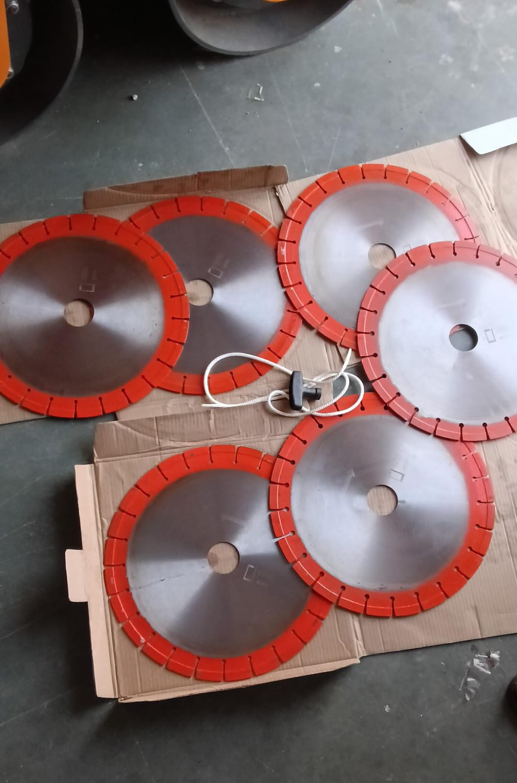 Diamond Saw Blade for Concrete & RCC Cutting