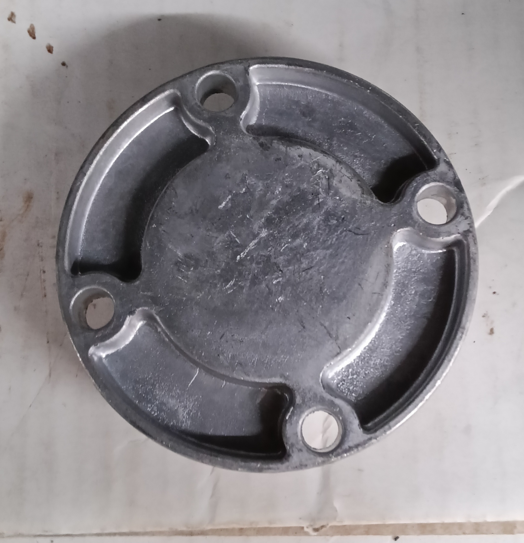 Gear Box End Cap for Power Trowel DMR1000 | Gearbox Shaft Cover